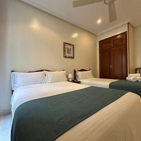 Hostal Villamanez Мадрид Екстериор снимка